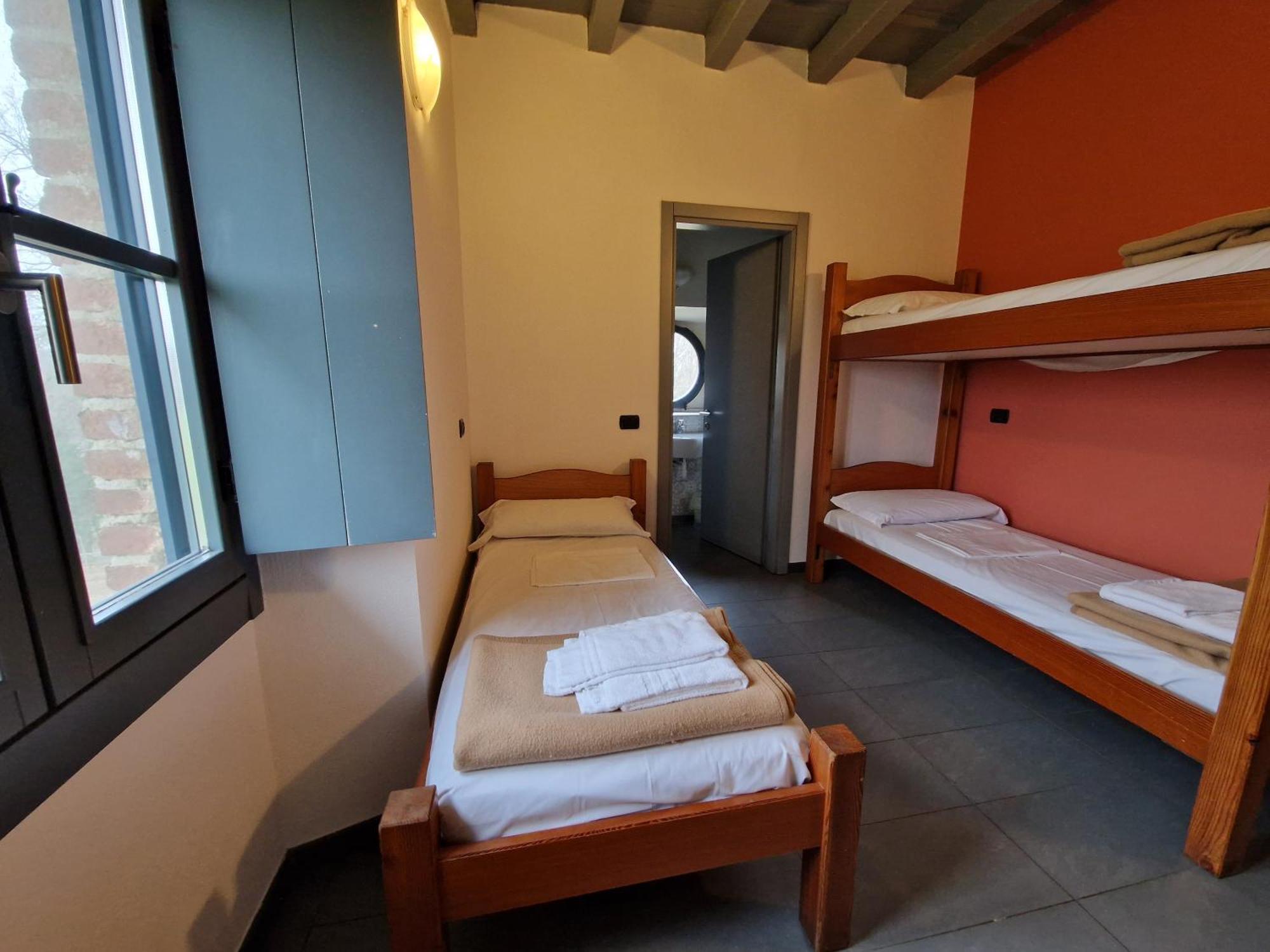 B&B E Ostello, Parco Di Monza, Cascina Costa Alta Exterior foto