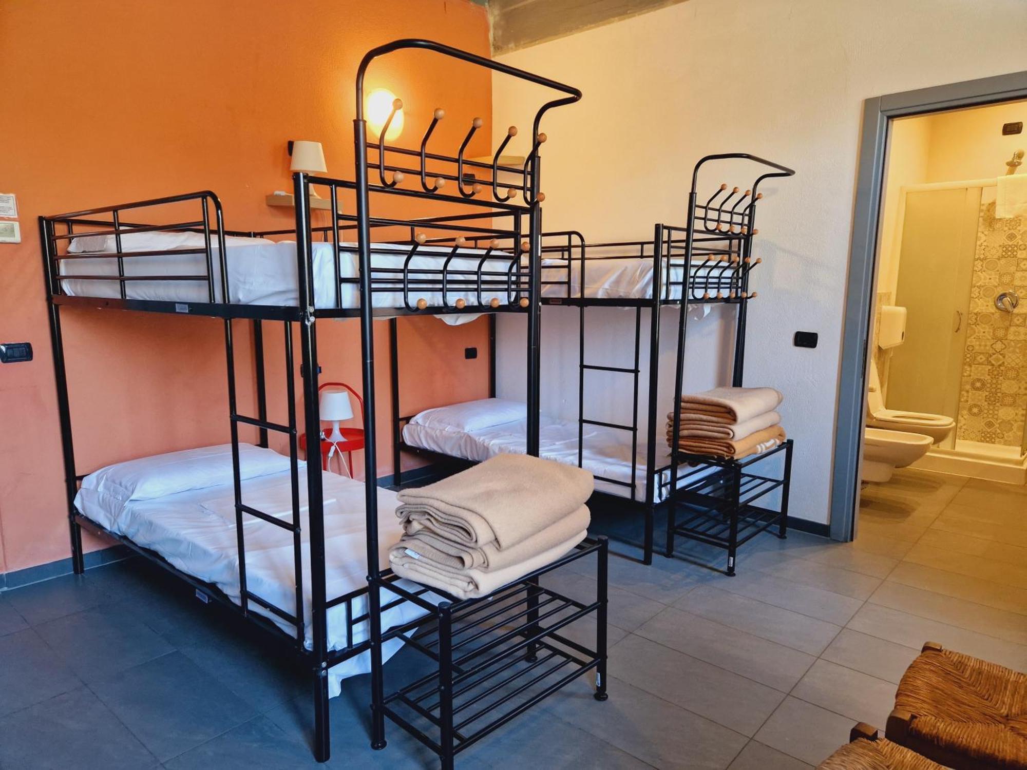 B&B E Ostello, Parco Di Monza, Cascina Costa Alta Exterior foto