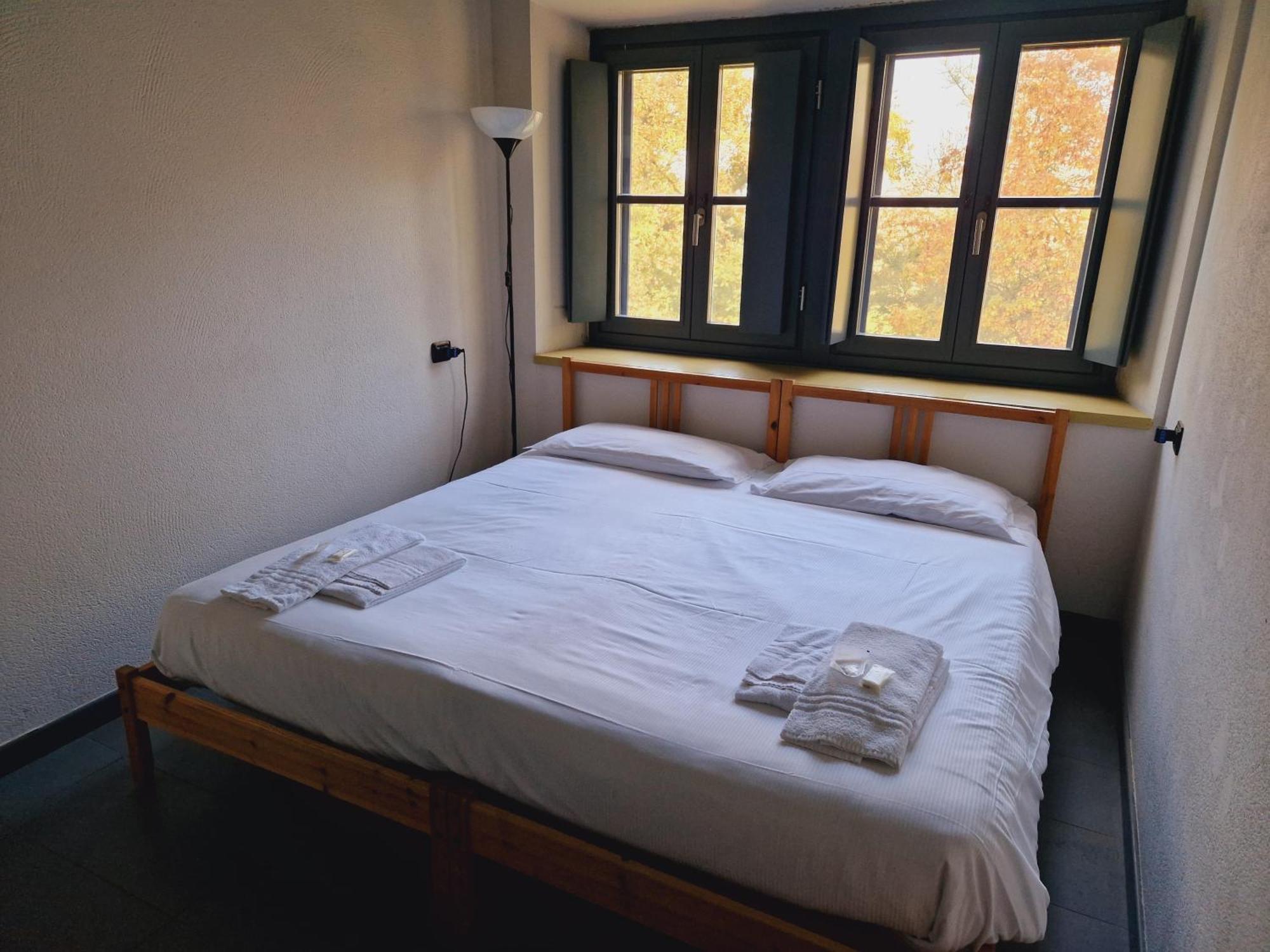B&B E Ostello, Parco Di Monza, Cascina Costa Alta Exterior foto